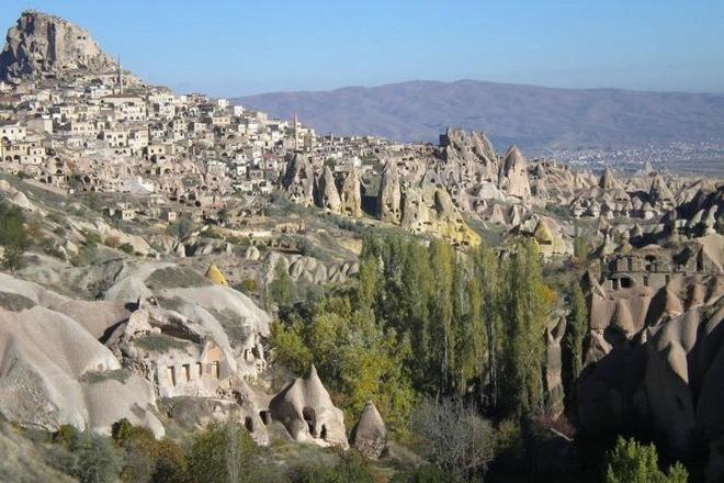 Discover Cappadocia: Guided Green Tour to Ihlara Valley and the Underground City