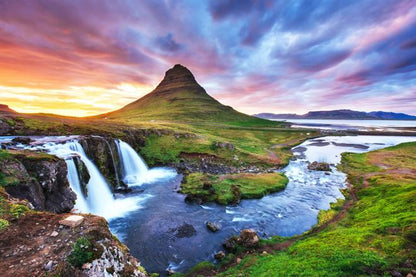 Discover the Snæfellsnes Peninsula: A Scenic Tour from Grundarfjordur Port