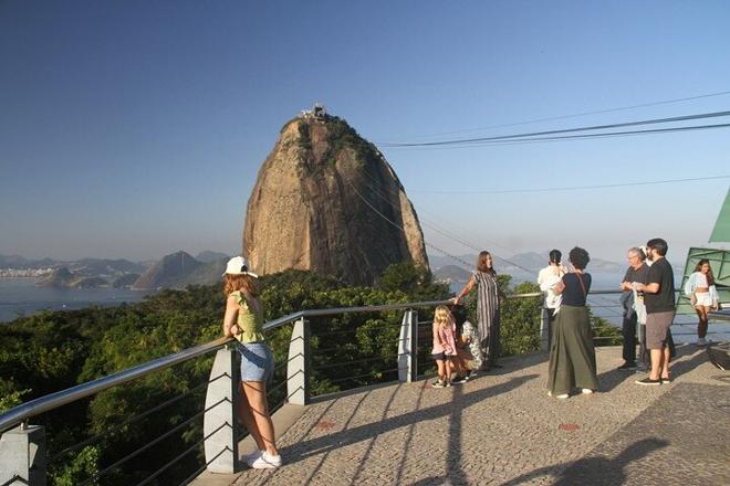 Private Tour: 4-Hour Highlights of Rio de Janeiro with Optional Airport and Port Pickup