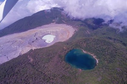 Private 1-Hour Scenic Flight Over Poás Volcano