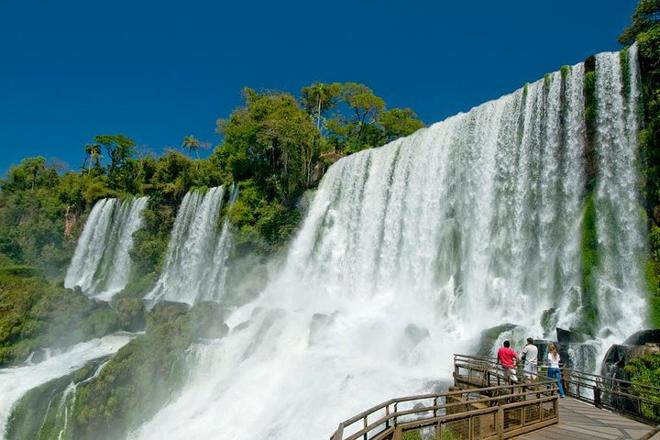 Iguassu Falls Argentinean Side Tour with Great Adventure and Round-Trip Airport Transfer