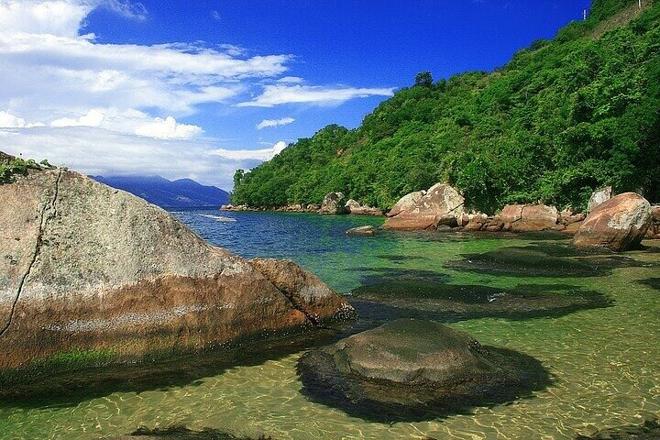 Angra and Ilha Grande Exclusive Boat Excursion: Including BBQ and Beverages