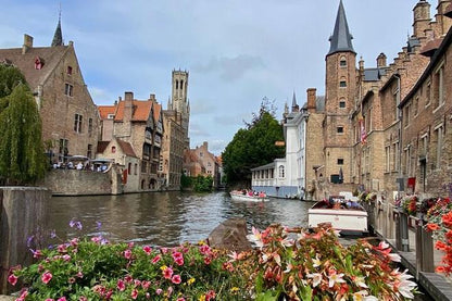 Private 3-Day Netherlands and Belgium Minivan Tour from Paris