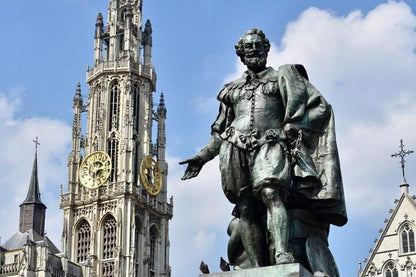 Private 2-Day Tour from Paris to Bruges, Antwerp & Brussels by Minivan