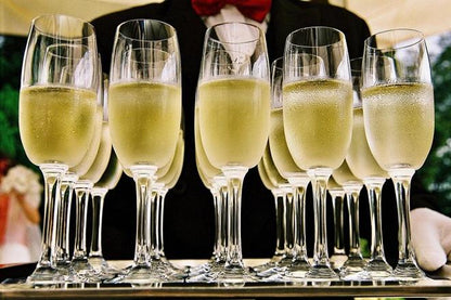 Exclusive Champagne Tasting Day Trip: Moët & Chandon, Veuve Clicquot, and Pommery from Paris