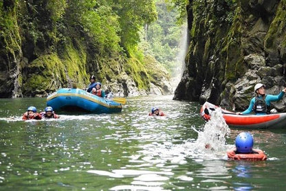 Two-Day Pacuare River Rafting Adventure and Nature Hike