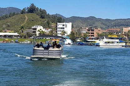 Guatape Day Tour: Scenic Boat Cruise With Lunch