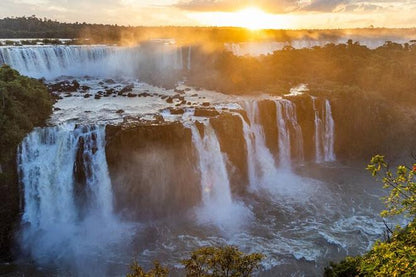 IGU Airport Round-Trip Shuttle with 2-Day Iguassu Sightseeing Tour