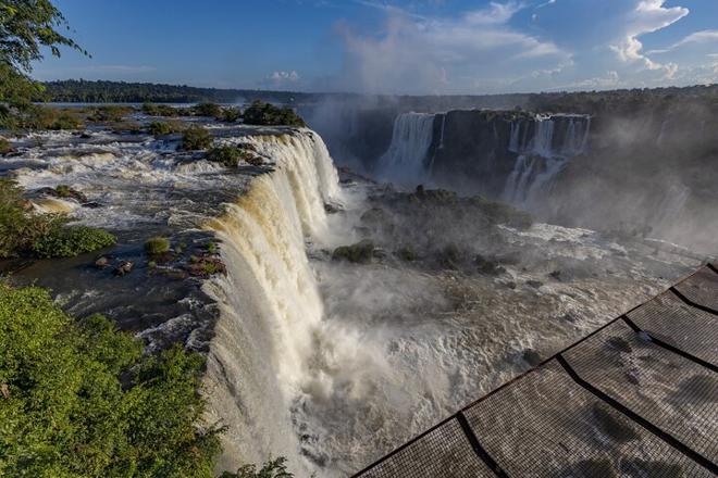 Iguassu Falls Exclusive 3-Day, 2-Night Private Tours with Resort Stay