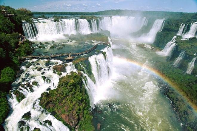 Private 4-Day Guided Iguazu Falls Adventure Tour