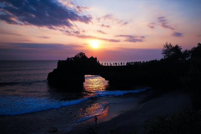 Exclusive Bali Exploration: Sacred Temples, Secret Waterfall, and Iconic Handara Gate Experience