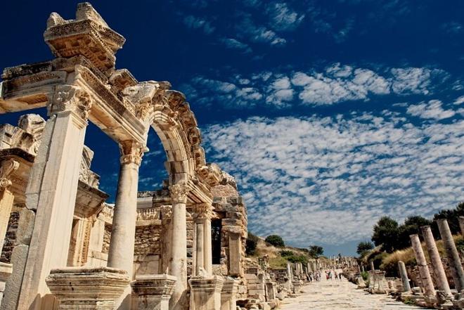 Full-Day Classic Ephesus Tour from Kusadasi and Selcuk Hotels