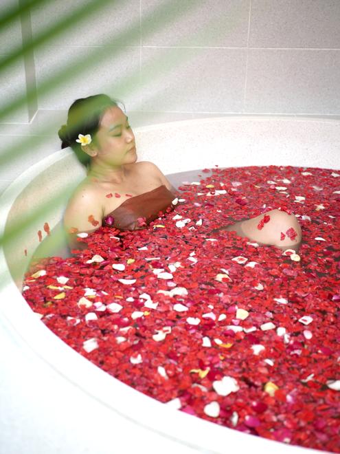 Nusa Dua 2-Hour Luxury Experience: Full Body Scrub and Flower Bath Massage