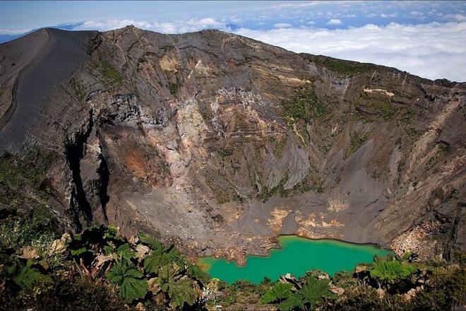 Private Tour: Discover Cartago City Highlights, Irazu Volcano, and Hot Springs