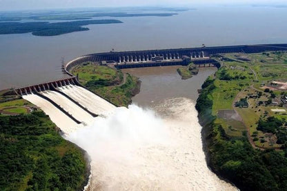 Private Tour: Explore Itaipu Dam and Iguassu Falls Brazilian Side