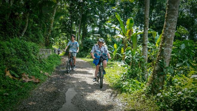 Bali Rural Bike Tour with Hotel Pickup Included