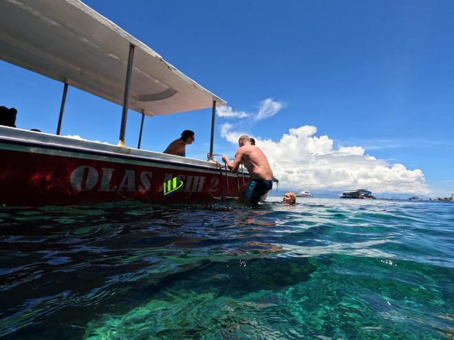 Ultimate Nusa Penida Snorkeling Experience: Full-Day Adventure with Kelingking and Broken Beach Visit