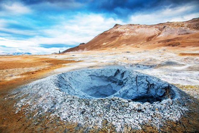 8-Day Ultimate Iceland Adventure: Exploring the Ring Road & Landmannalaugar