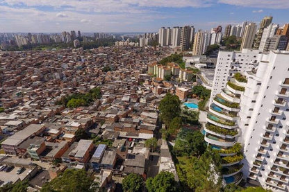 Explore São Paulo's Majestic Second-Largest Favela and Meet Its Renowned Artists - Private Tour