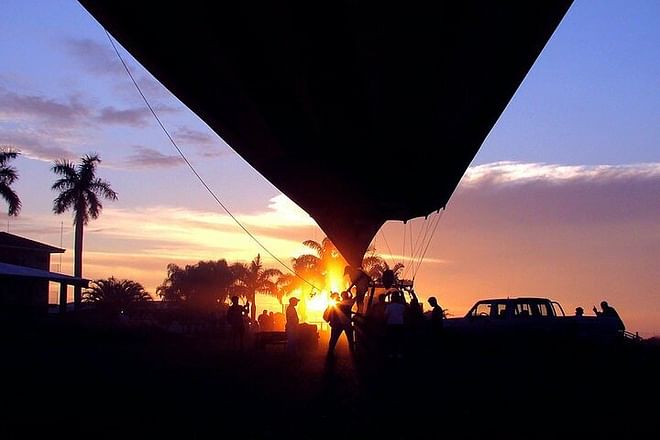 Boituva Full-Day Hot Air Balloon Adventure: Includes Transportation and Accommodation