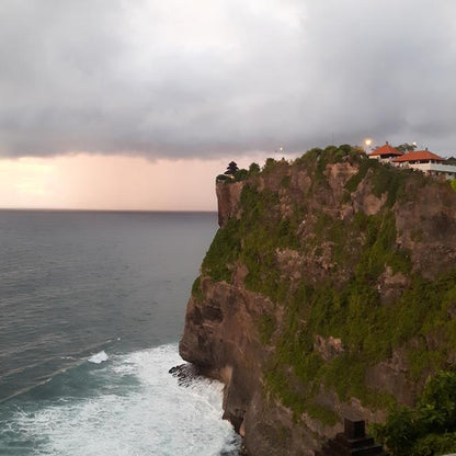 Exclusive Uluwatu Temple and Beach Exploration - Half-Day Journey