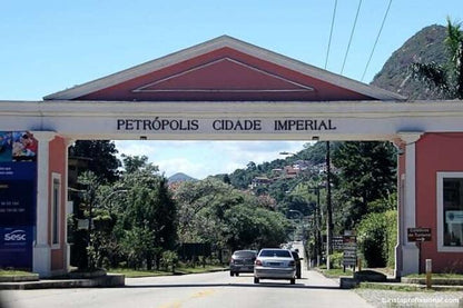 Explore Imperial Petrópolis: Grand Palaces, Architecture, and Culture from Rio