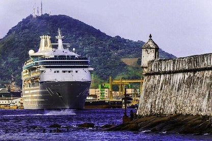 Full-Day Private Boat Tour in Santos with Barbecue and Drinks