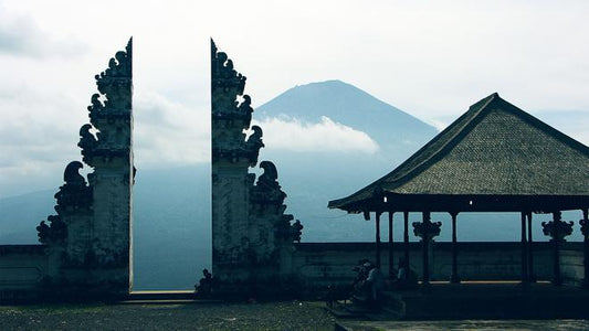 Bali's Ultimate Instagram Tour: Explore the Majestic Gate of Heaven at Lempuyang