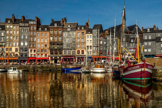 Exclusive Normandy Tour from Paris: Discover Rouen, Honfleur, and Etretat