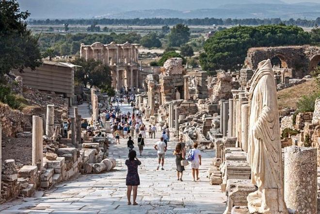 Ephesus Spiritual Journey: Religious Tour for Cruise Passengers from Kusadasi Port