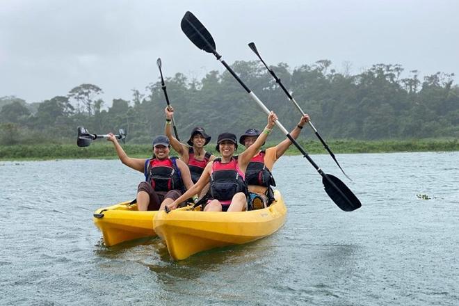 San Jose Exclusive: Private Lake Arenal Kayaking and Relaxing Baldi Hot Springs Adventure