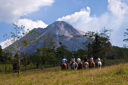 8-Day Arenal Adventure and San Jose Highlights Tour