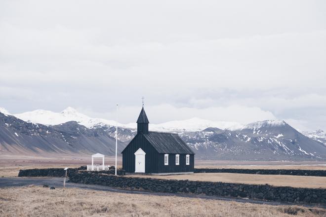 Discover the Snæfellsnes Peninsula: A Scenic Tour from Grundarfjordur Port