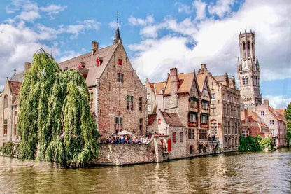 Private 2-Day Tour from Paris to Bruges, Antwerp & Brussels by Minivan