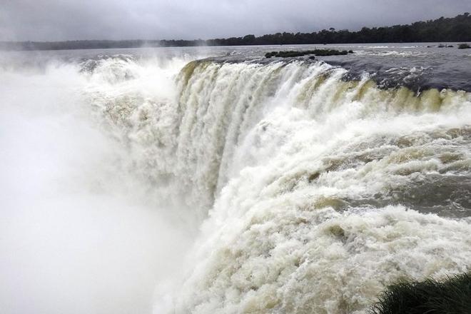 Iguassu Falls Argentinean Side Tour with Great Adventure and Round-Trip Airport Transfer