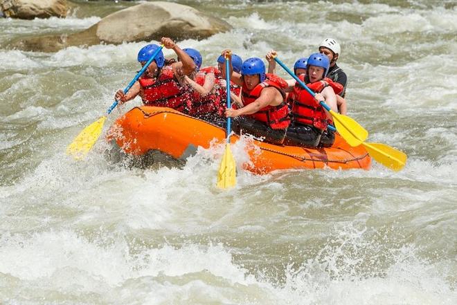 Two-Day Pacuare River Rafting Adventure and Nature Hike