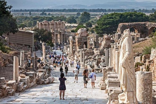 Full-Day Classic Ephesus Tour from Kusadasi and Selcuk Hotels