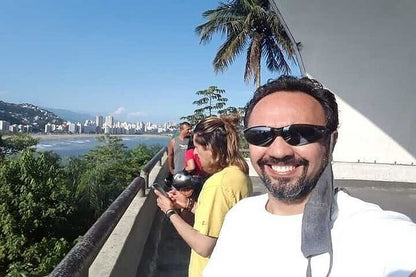 Private Full-Day Beach Town Exploration in Santos and Guarujá with Santos Pickup