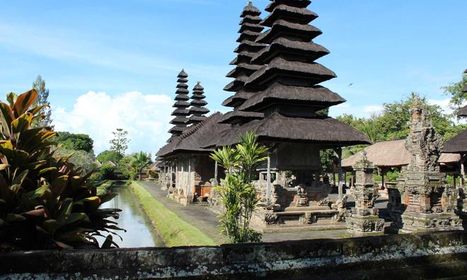 Bali Tanah Lot Sunset Tour: A Day Trip to Remember