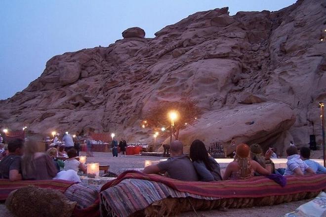 Desert Safari and Traditional Bedouin Barbecue Experience from Hurghada by 4x4