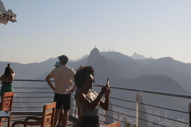 Rio de Janeiro in a Day: Private 10-Hour Tour Including Christ the Redeemer, Sugarloaf Mountain, Selarón Steps & Downtown Highlights