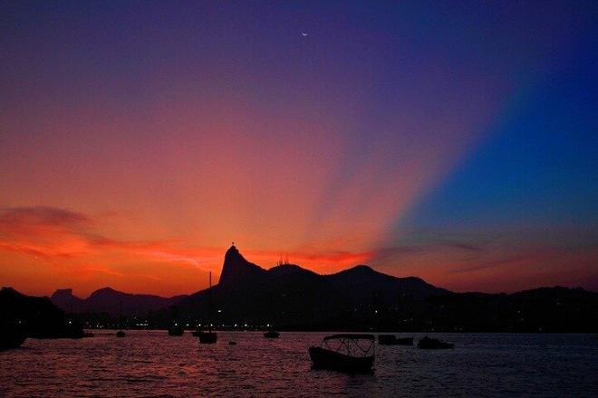 Explore Rio from the Water: Shared Group Boat Tour - 3 Hours of Late Morning & Sunset Adventures