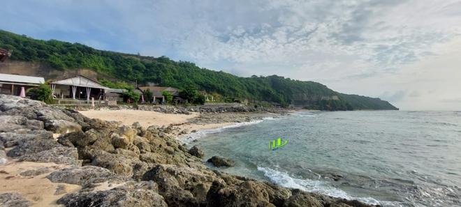 Exclusive Uluwatu Temple and Beach Exploration - Half-Day Journey