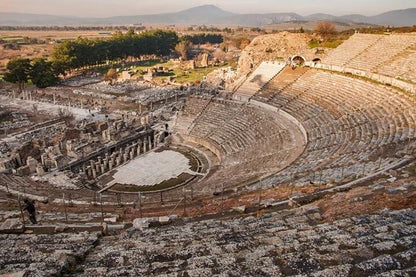 Ephesus Highlights Tour from Kusadasi: Explore Magnificent Ancient Ruins