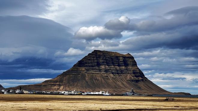 Private Snæfellsnes Peninsula Tour for Four: Explore Over 6 Attractions from Reykjavik