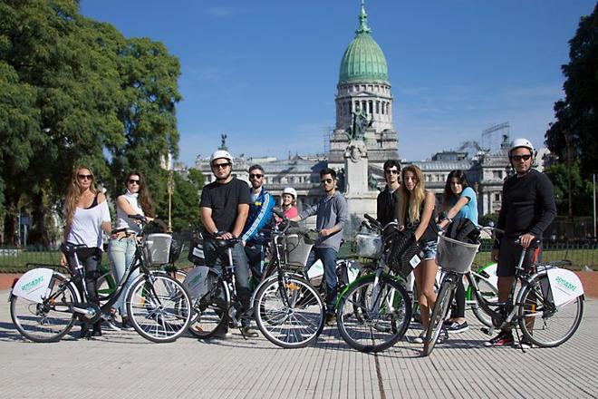 Exploring Palermo: Forest and City Center Bike Adventure