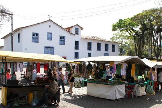 Explore Embu Das Artes: Discover Art Galleries, Artisan Workshops & Unique Handicrafts