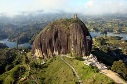 Guatape Day Tour: Scenic Boat Cruise With Lunch