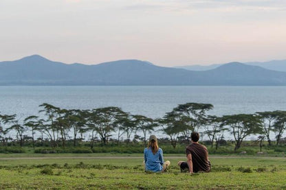 One-Day Lake Naivasha and Hell's Gate Safari Adventure