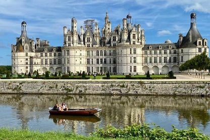 7-Day Normandy D-Day Castles and Burgundy Wine Tour: Small Group Experience from Paris